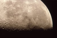 La luna vista da Arsié