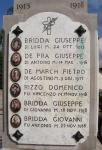 Lpide Ovest del monumento