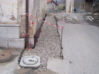 Lo scavo ricoperto di ghiaia