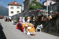 Mercatino per il progetto Pollicino
